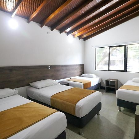 Hotel Boutique Estadio Медельин Экстерьер фото