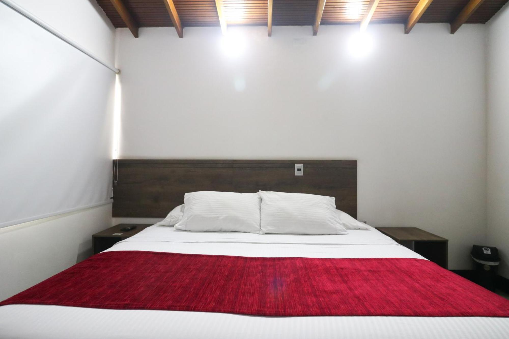 Hotel Boutique Estadio Медельин Экстерьер фото