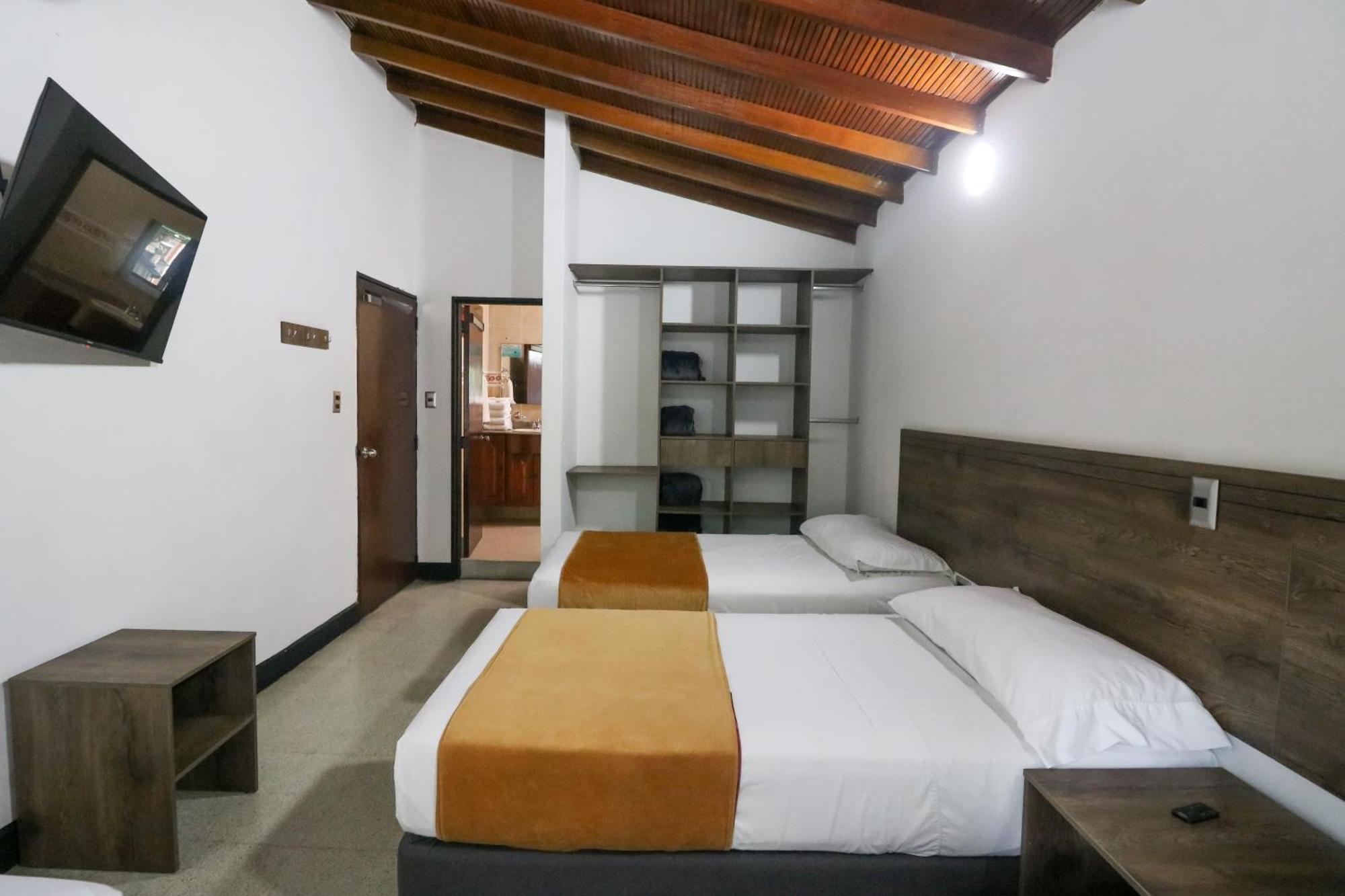Hotel Boutique Estadio Медельин Экстерьер фото